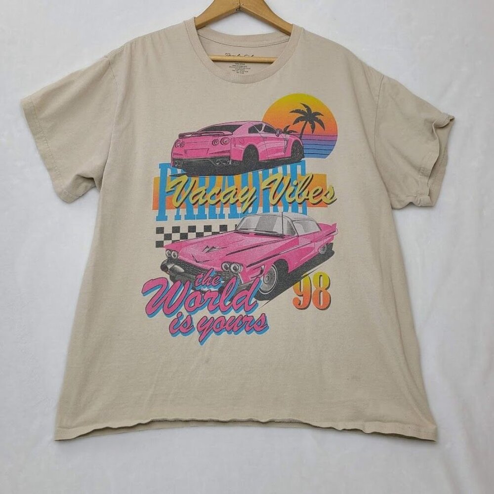Popular Girl Vacay Vibes 98 Retro Car Graphic T-Shirt L Beige - Picture 8 of 8